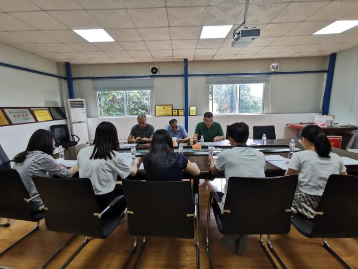 2会议现场。。。。。王莹 摄700.jpg