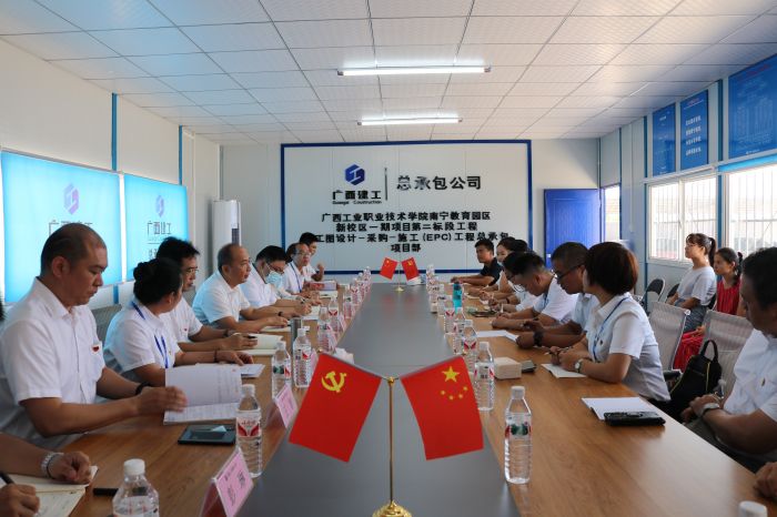 党课现场。。。。。。。；；；；；；；；畦磋 摄.jpg