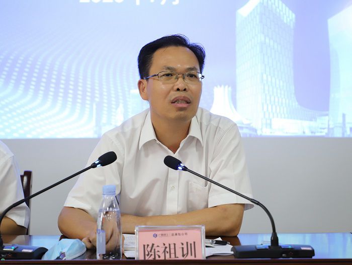 陈祖训讲话。。。。。李立云 摄1.JPG