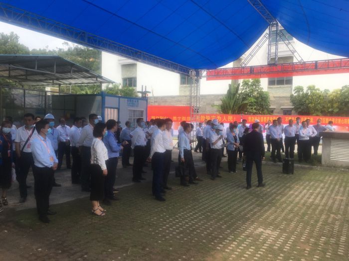 52视察现场。。。。。刘彩凤 摄.jpg