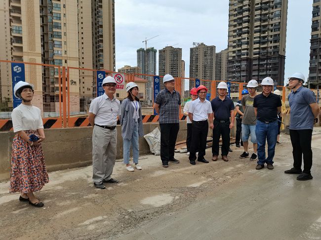 调研现场。。。。。。彭永彬 摄（建图）.jpg