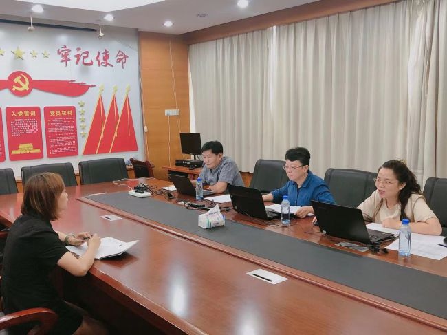 第一组答辩现场。。。。。。。。谭龙 摄.jpg