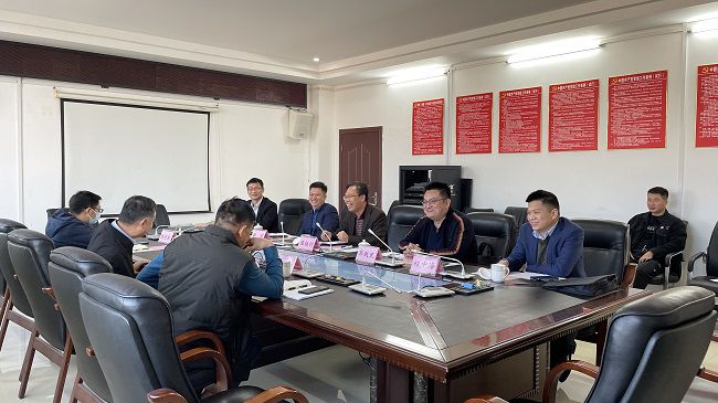 会议现场。。。。。。何幼欢 摄（建图）.jpg
