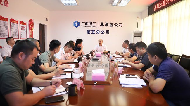 会议现场。。。。。。。杨钰 摄（建图）.jpg