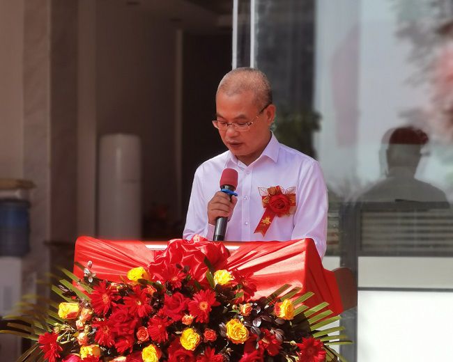 总承包公司董事长邓少新致辞（建图）.jpg