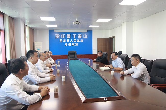 座谈会现。。。。。。。ńㄍ迹.jpg