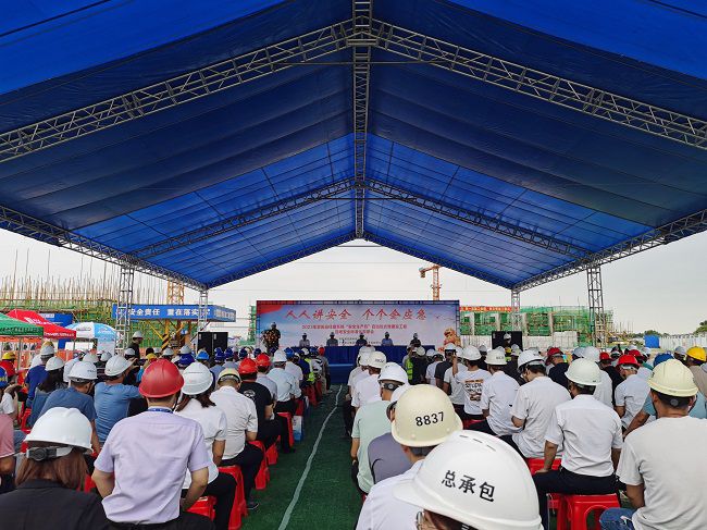 活动现场。。。。。。。。潘文君 摄（建图）.jpg