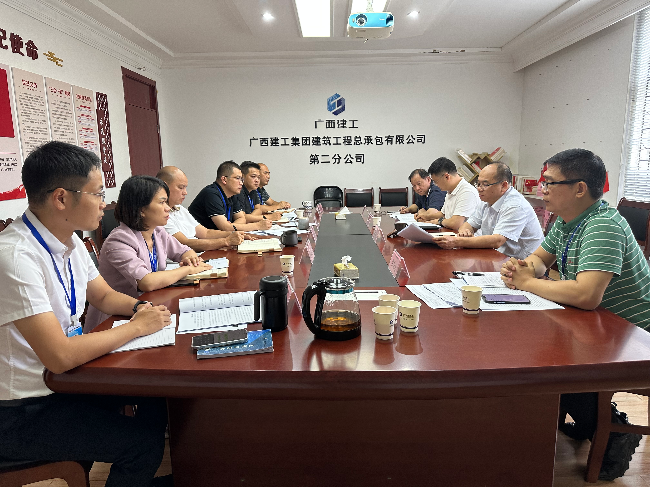 调研会现场。。。。。。。。王莹摄（建图）.png